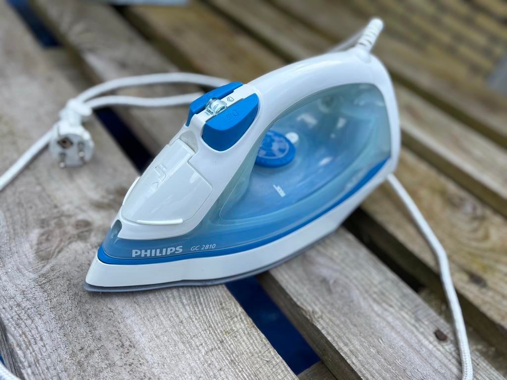 Philips GC 2810 Stoomstrijkijzer - Wit/Blauw, Ophalen of Verzenden, Gebruikt, Strijkijzer met snoer