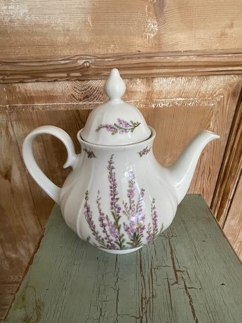 Romantische theepot / koffiepot lavendel. Eschenbach Bavaria, Ophalen, Overige typen, Zo goed als nieuw, Overige stijlen