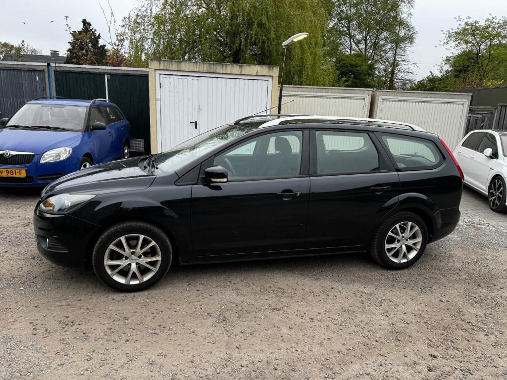 Ford FOCUS 1.6 TITANIUM, Auto's, 101 pk, Gebruikt, 4 cilinders, Parkeersensor