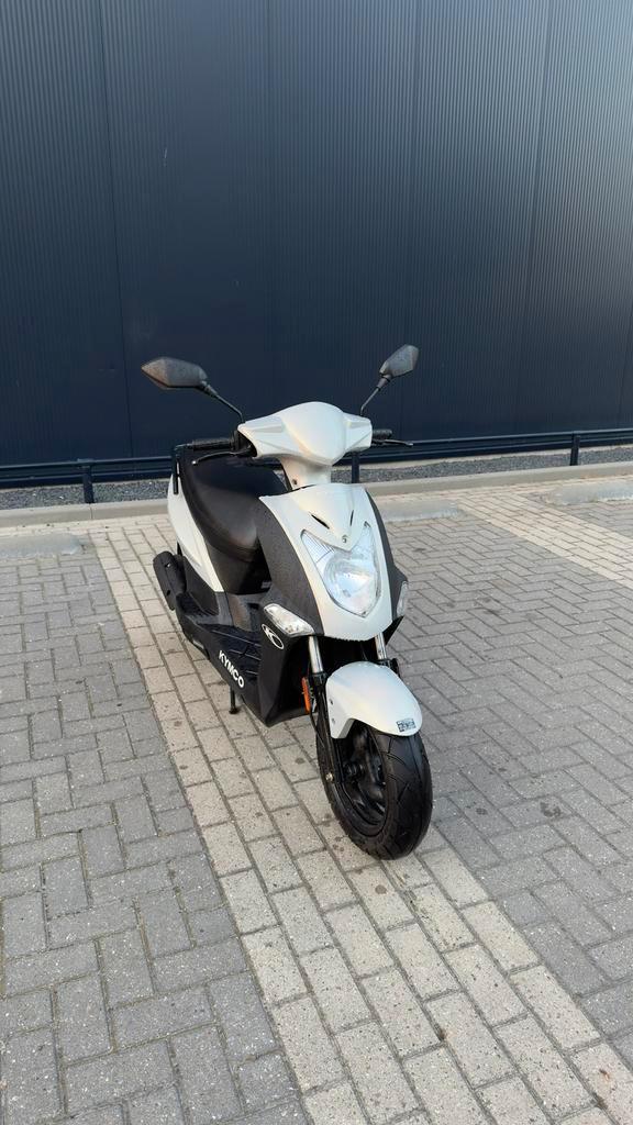 Kymco Agility 50 2017, Fietsen en Brommers, Scooters | Kymco, Zo goed als nieuw, Agility, Maximaal 45 km/u, Benzine, Ophalen