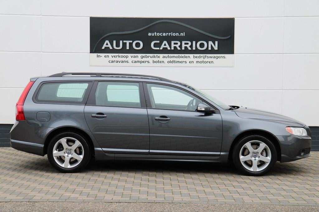 Volvo V70 2.5T 200PK 5 cilinder 1ste eigenaar NAP Youngtimer, Auto's, Volvo, Zwart, Parkeersensor, 2521 cc, Handgeschakeld