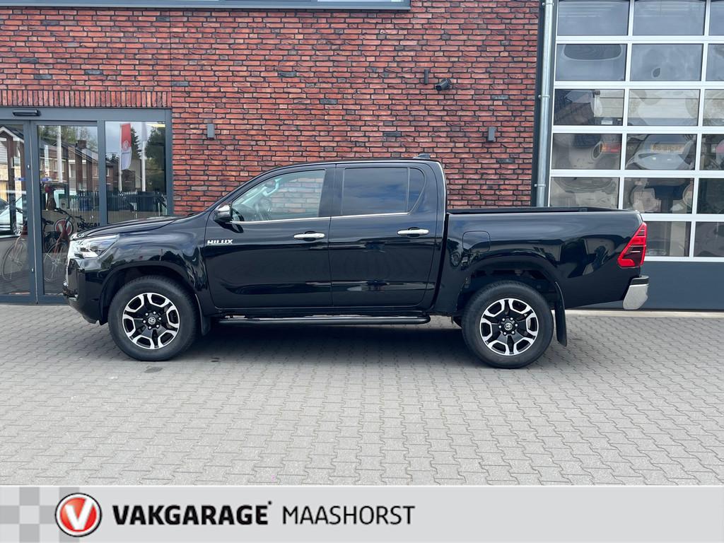 Toyota HiLux 2.8 D-4D Double Cab Invincible AchteruitrijCam/, Auto's, Automaat, Stof, Gebruikt, Euro 6