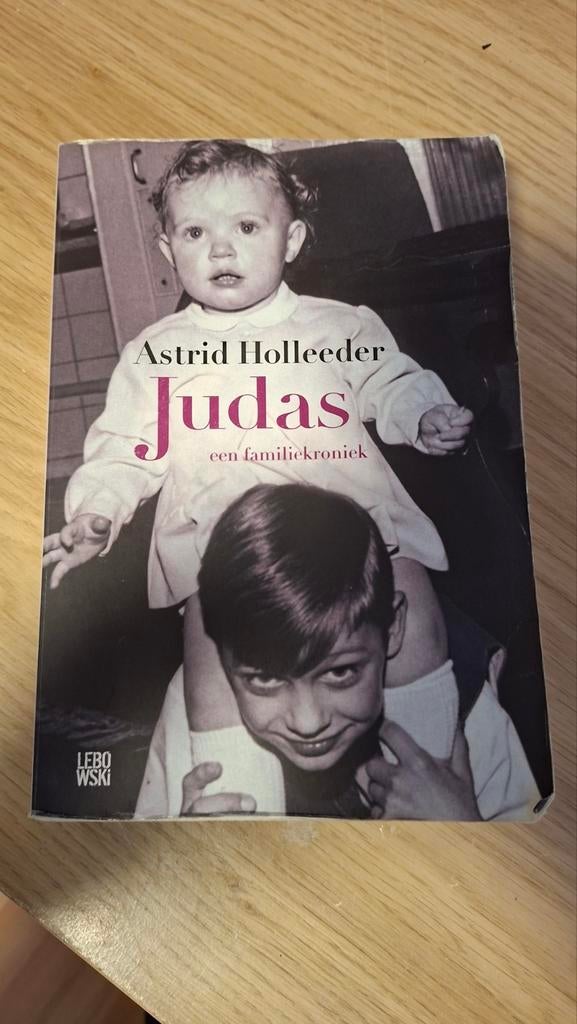 Judas - Astrid Holleeder, Ophalen of Verzenden