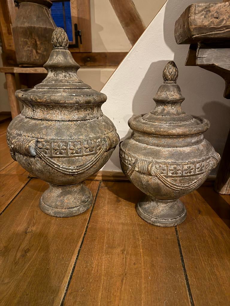 Twee PTMD potten, Ophalen