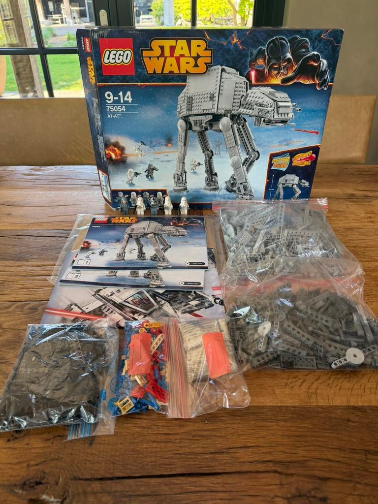 Lego star wars set 75054 AT-AT compleet met doos, Star Wars, Lego, Ophalen of Verzenden, Zo goed als nieuw