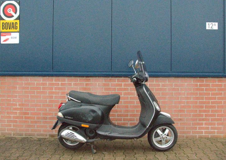 Vespa LX 4T, Fietsen en Brommers, Snorfietsen en Snorscooters, Gebruikt, Vespa, Benzine, Ophalen
