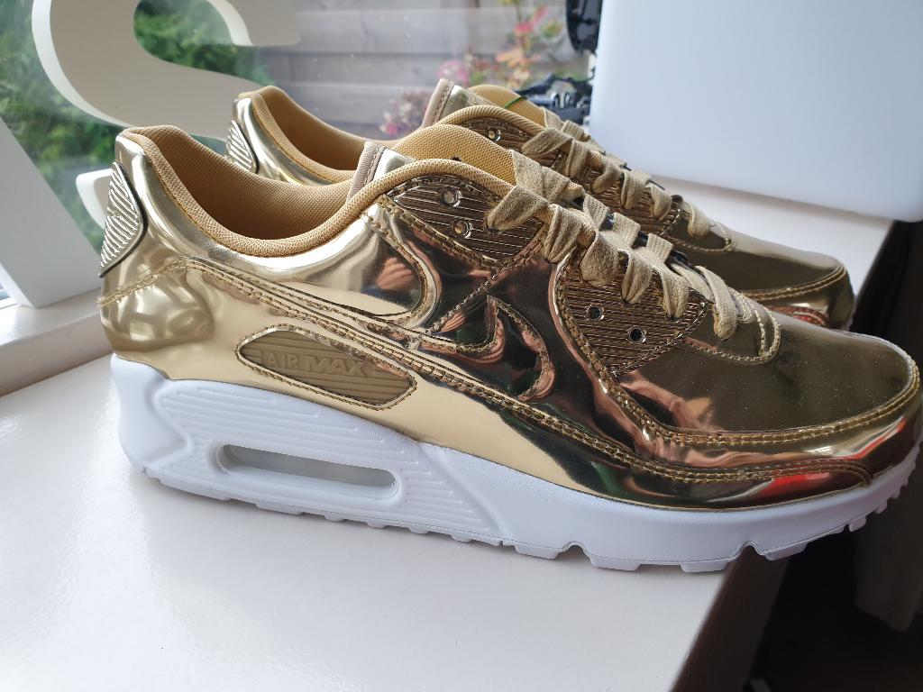 Nike air max 90 liquid goud gold 44 nieuw 2020, Overige kleuren, Ophalen of Verzenden, Sneakers of Gympen, Nieuw