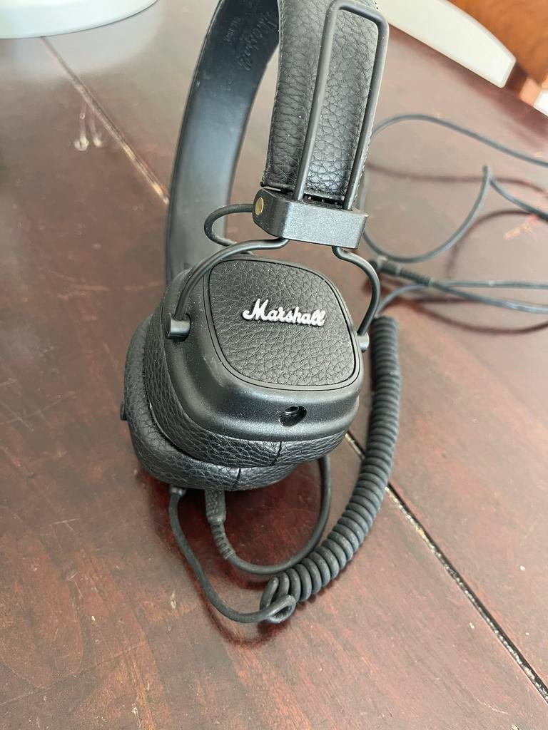 Marshall Koptelefoon met Draad - Klassiek Geluid, Audio, Tv en Foto, Koptelefoons, Ophalen of Verzenden, Gebruikt, Op oor (supra aural)