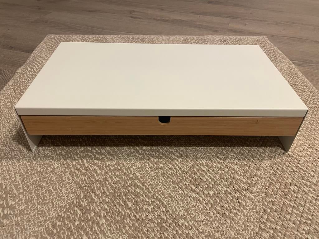 Ikea Laptopstandaarden, Ophalen of Verzenden, Zo goed als nieuw