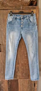 Damaged spijkerbroek place du jour, Kleding | Dames, Spijkerbroeken en Jeans, Ophalen of Verzenden, Zo goed als nieuw, Blauw, W30 - W32 (confectie 38/40)