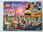 Lego Friends 41349 Go Kart Diner, Ophalen of Verzenden, Zo goed als nieuw, Complete set, Lego