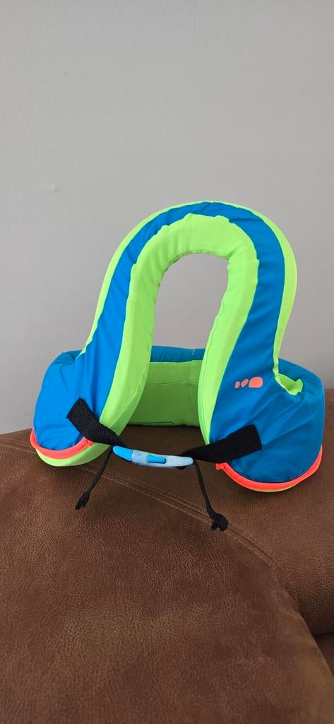 Nieuw Nabaiji zwemvest 15-25 kg, Watersport en Boten, Waterpolo, Nieuw, Ophalen