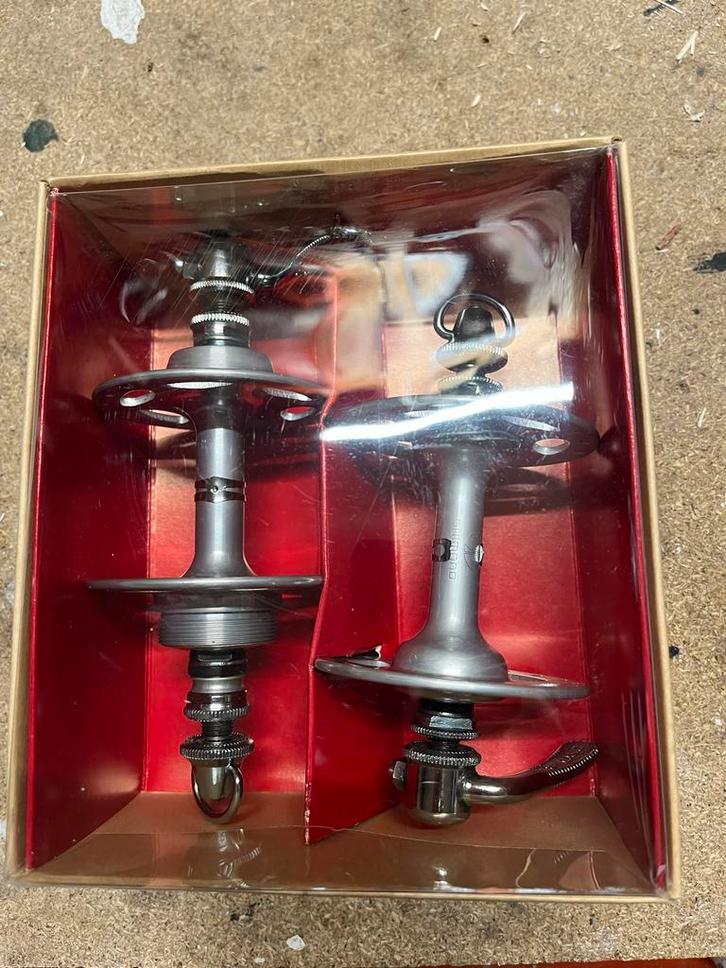 Vintage Shimano Dura-Ace Navenset - Voor en Achter, Fietsen en Brommers, Fietsonderdelen, Gebruikt, Racefiets, Overige typen, Ophalen of Verzenden