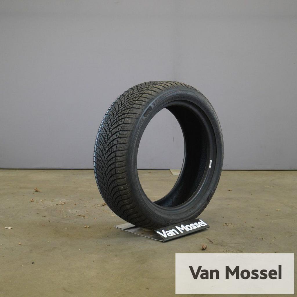 Goodyear Vector Allseason 215/50/R18, 18 inch, -, -, Ophalen of Verzenden