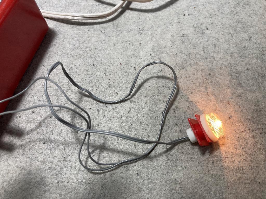 plasticant lamp vintage lichtje met draad en stekkertjes, Verzamelen, Speelgoed, Ophalen of Verzenden, Gebruikt