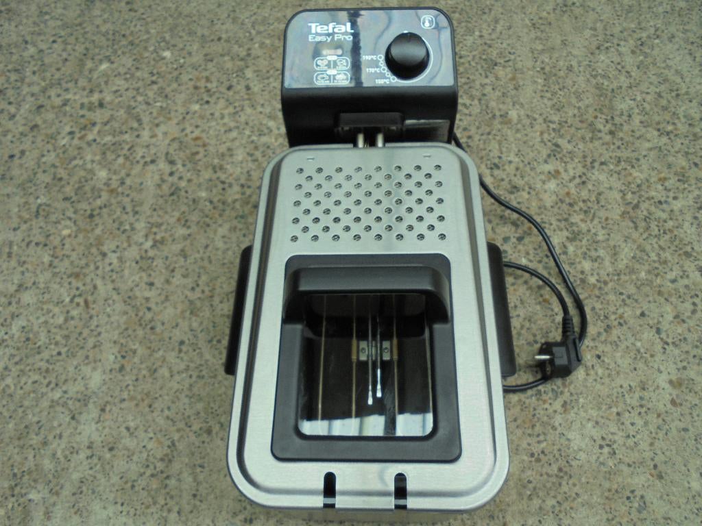 tefal frituur pan, Witgoed en Apparatuur, Frituurpannen, 4 liter of meer, Ophalen of Verzenden, Zo goed als nieuw, Uitneembare binnenpan