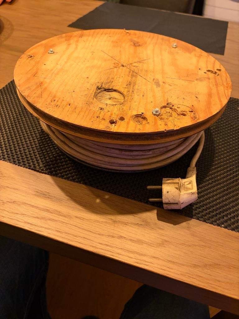 Draaiplateau met 230V, Ophalen, Gebruikt, Kabel of Snoer