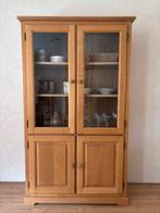 Houten vitrinekast / servieskast met glazen deuren, Huis en Inrichting, Kasten | Vitrinekasten, Ophalen, Gebruikt, 100 tot 150 cm