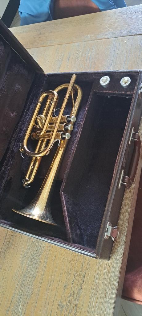 Yamaha 632 cornet met koffer en 2 mondstukken, Ophalen