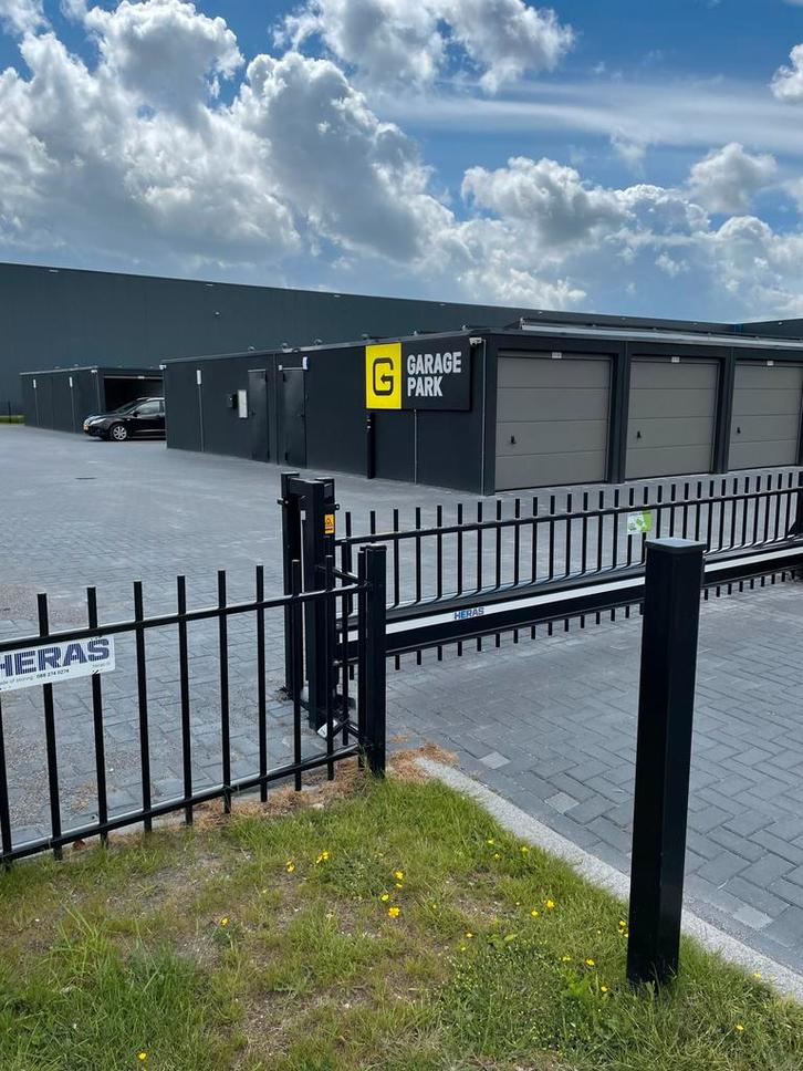 Bedrijfsruimte Garagebox 21m2 Opslag te huur Groningen, Huizen en Kamers, Garages en Parkeerplaatsen, Groningen