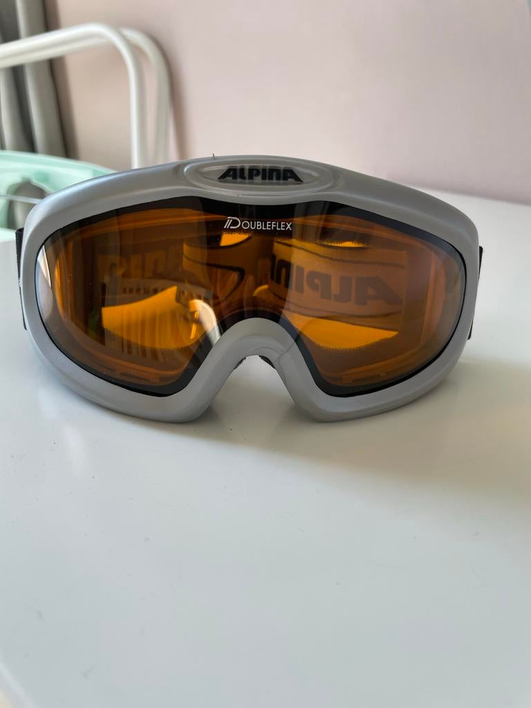 Alpina Skibril - Comfort en Bescherming op de Piste, Ophalen of Verzenden, Zo goed als nieuw, Maat 42/44 (L), Overige typen