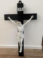 kruisbeeld (jezus aan kruis), Ophalen