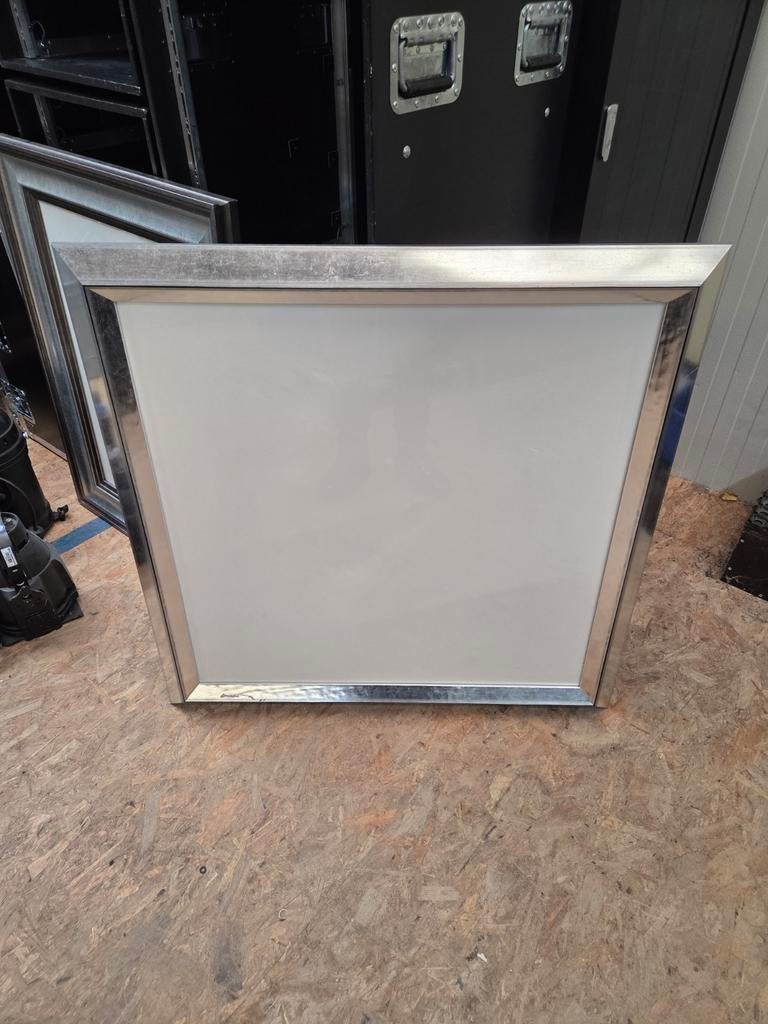 Fotolijst 100cm x 100cm, Ophalen, 80 tot 120 cm, Dakraam, 80 tot 120 cm