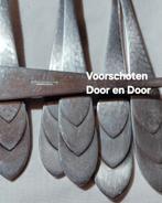 Bestek Voorschoten Door en Door gehamerd 3 relief delen, Ophalen of Verzenden, Rvs of Chroom