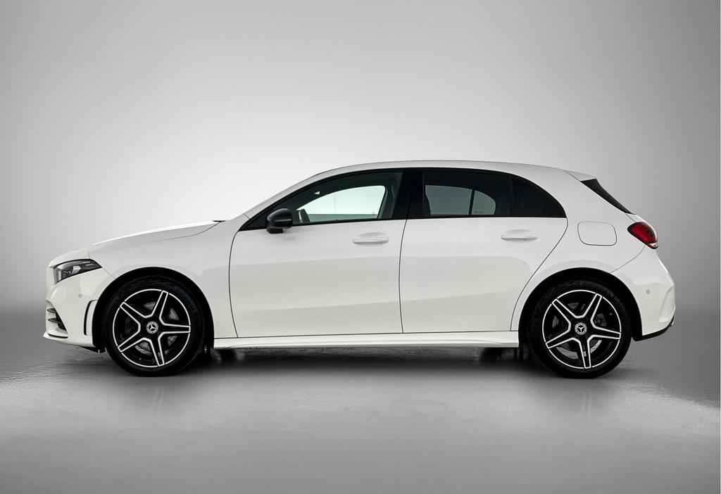 Mercedes-Benz A-Klasse 250 e AMG Plug-In Hybride | Nightpakk, 12 maanden, Gebruikt, 4 cilinders, Wit