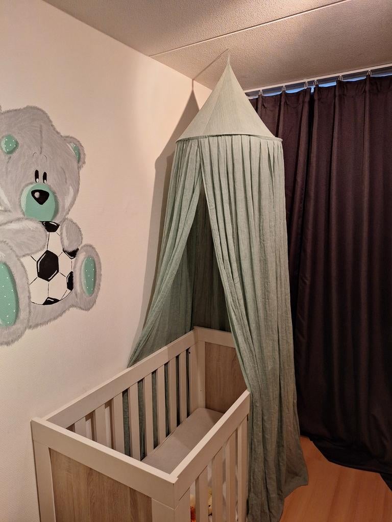 Ledikant met matras en klamboe, Gebruikt, 70 tot 85 cm, Matras, 140 tot 160 cm