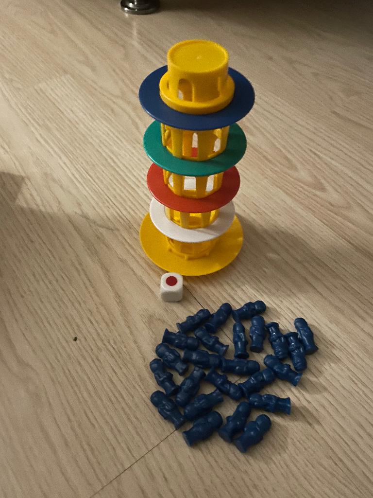 Reisspel toren van Pisa, Hobby en Vrije tijd, Gezelschapsspellen | Bordspellen, Ophalen of Verzenden, Zo goed als nieuw, Reisspel