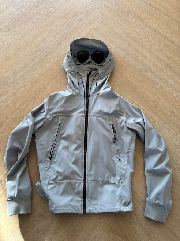 C.P. Company Goggle Jacket Soft Shell maat S, Ophalen of Verzenden, Zo goed als nieuw, Maat 46 (S) of kleiner, Grijs