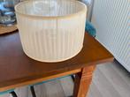 2 Mooie lampenkappen - Crème/Wit, Ophalen, 25 tot 50 cm, Wit, Rond