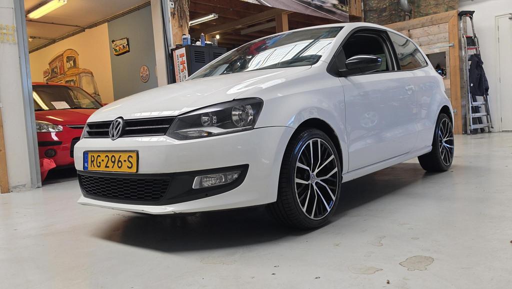 Volkswagen Polo 1.2 Team Navi, sportstoelen, Airco, Cruiseco, Voorwielaandrijving, Euro 5, 60 pk, 1198 cc
