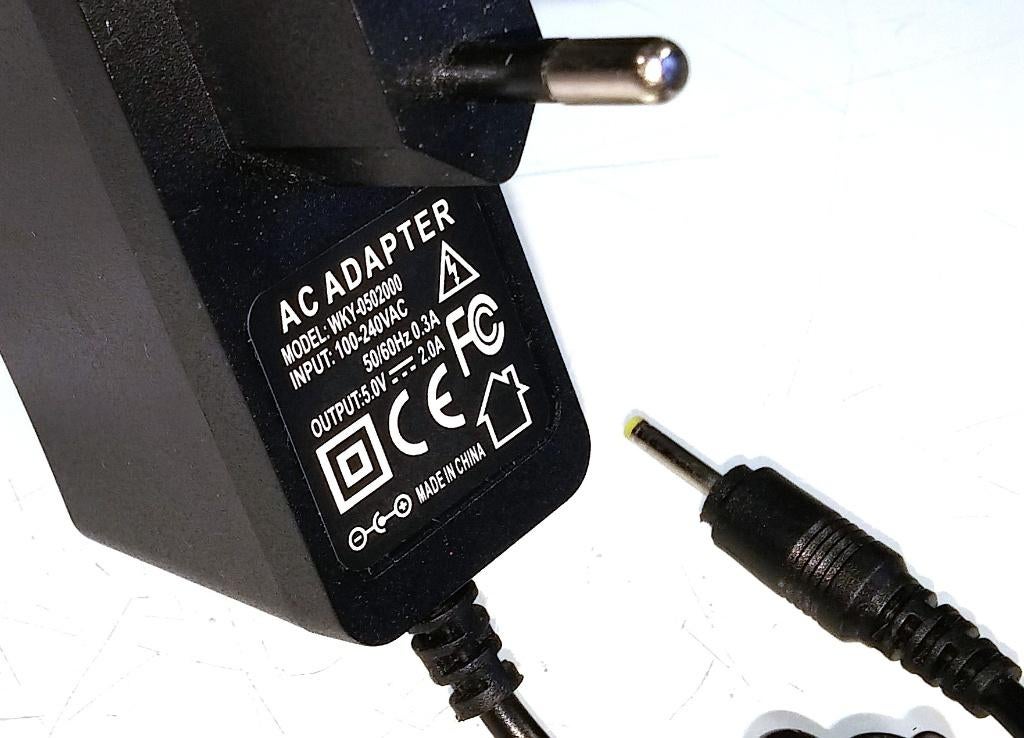 H-518 Tablet lader 5V 2A 2000mA 10W Adapter 2.5x0.7 Oplader, Computers en Software, Pc- en Netwerkkabels, Ophalen of Verzenden