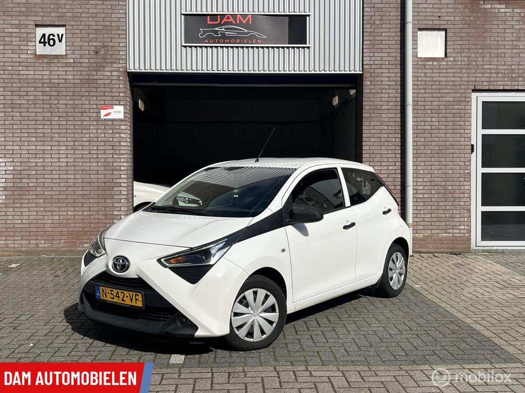 Toyota Aygo X-fun 1.0 BJ 2022, 1e eig, Airco, LED, BTW Auto!, Auto's, Toyota, Voorwielaandrijving, Gebruikt, Euro 6, 4 stoelen