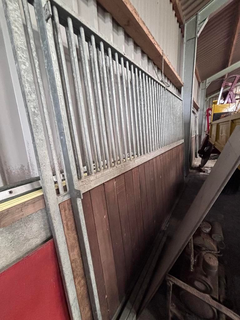 Diverse paardenbox wanden te koop, Stalling