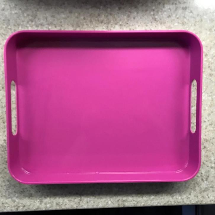 Roze melamine dienblad - Nieuwstaat ca 31,8 x 25,4 x 4,1 h, Huis en Inrichting, Woonaccessoires | Dienbladen, Zo goed als nieuw