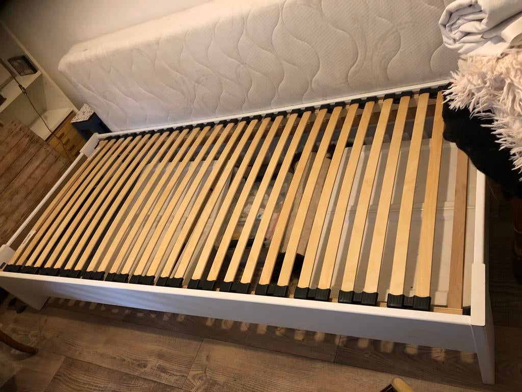 1- persoons  bed, Huis en Inrichting, Slaapkamer | Bedden, Ophalen, 90 cm, Eenpersoons, Wit