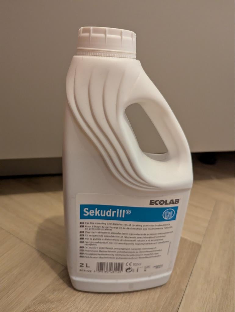 Sekudrill Ecolab reinigen + desinfecteren, Ophalen