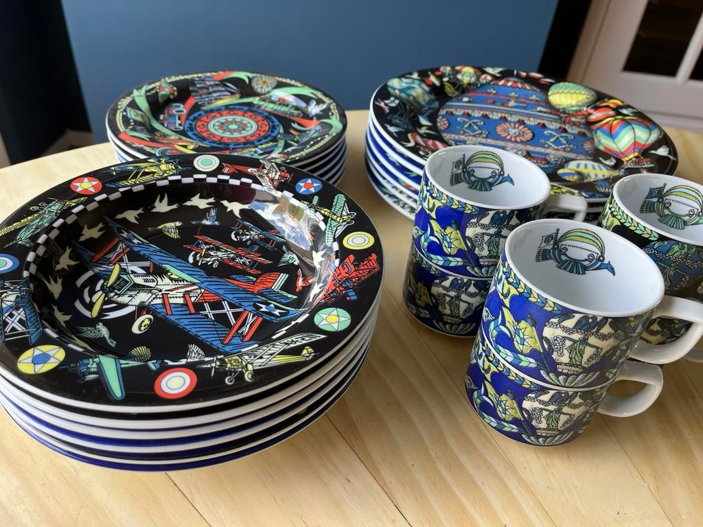 Design servies van het Zwitserse merk BOPLA !, Ophalen, Porselein, Overige stijlen, Bord(en)