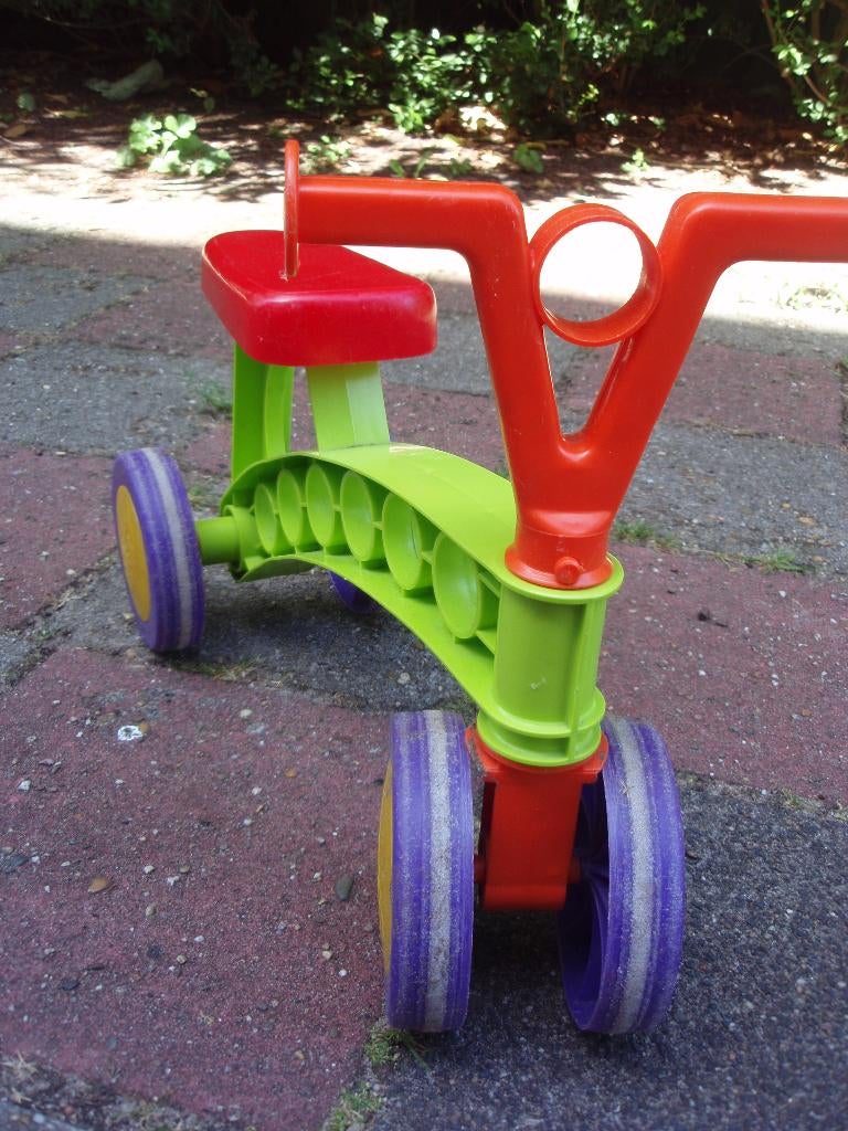 Lena Multicolor (loop)fiets, Kinderen en Baby's, Speelgoed | Buiten | Voertuigen en Loopfietsen, Zo goed als nieuw, Loopfiets