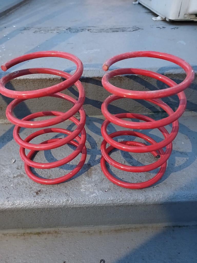 Peugeot 205 Rode verlagingsveren 55004 VA/030 D, Ophalen, Gebruikt, Universele onderdelen
