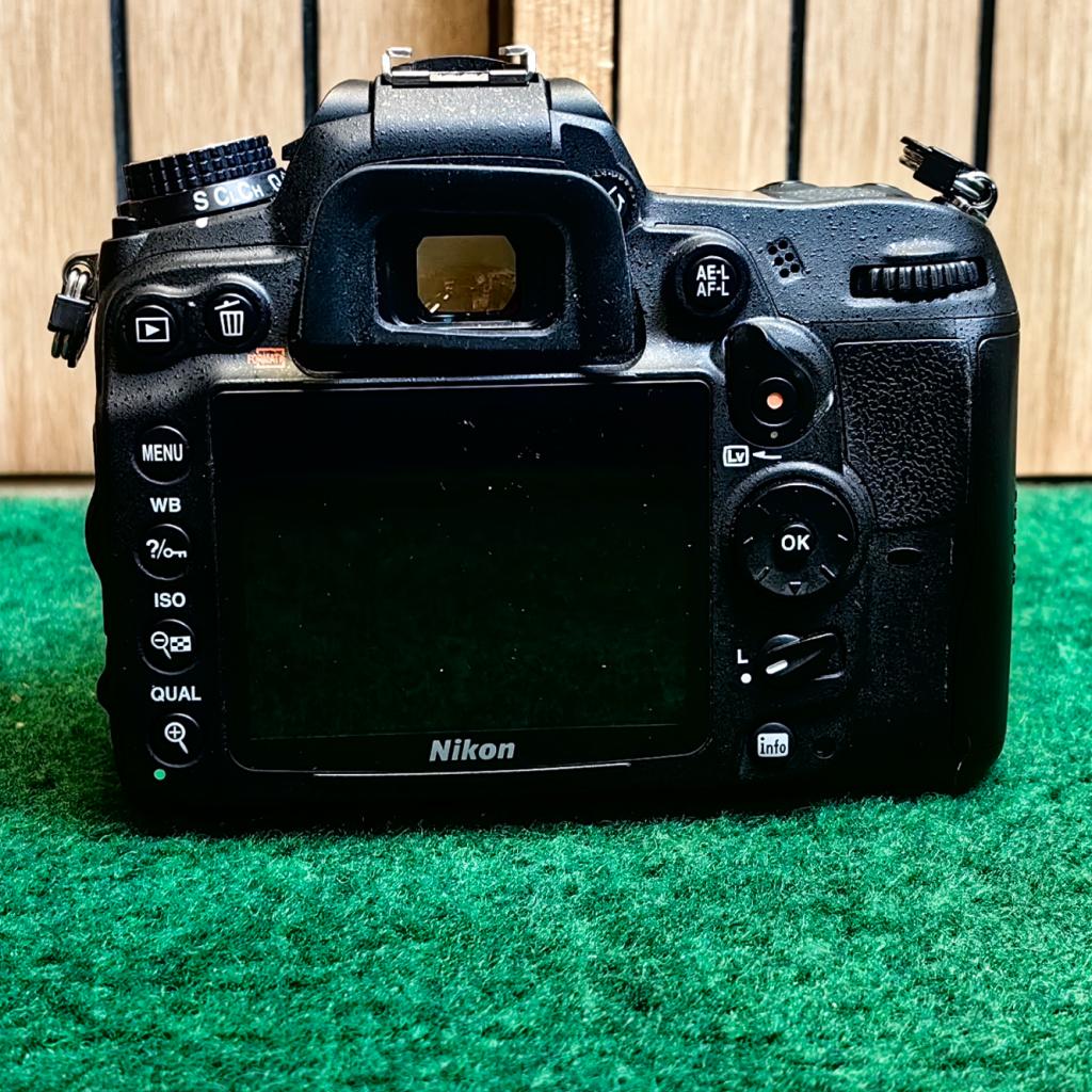 Nikon D7000 spiegelreflexcamera - In Nette Staat, Nikon, Zo goed als nieuw, Support@nikon.com, Nikon Corporation
Shinagawa Intercity Tower C
2-15-3, Konan, Minato-ku
Tokyo 108-6290
Japan