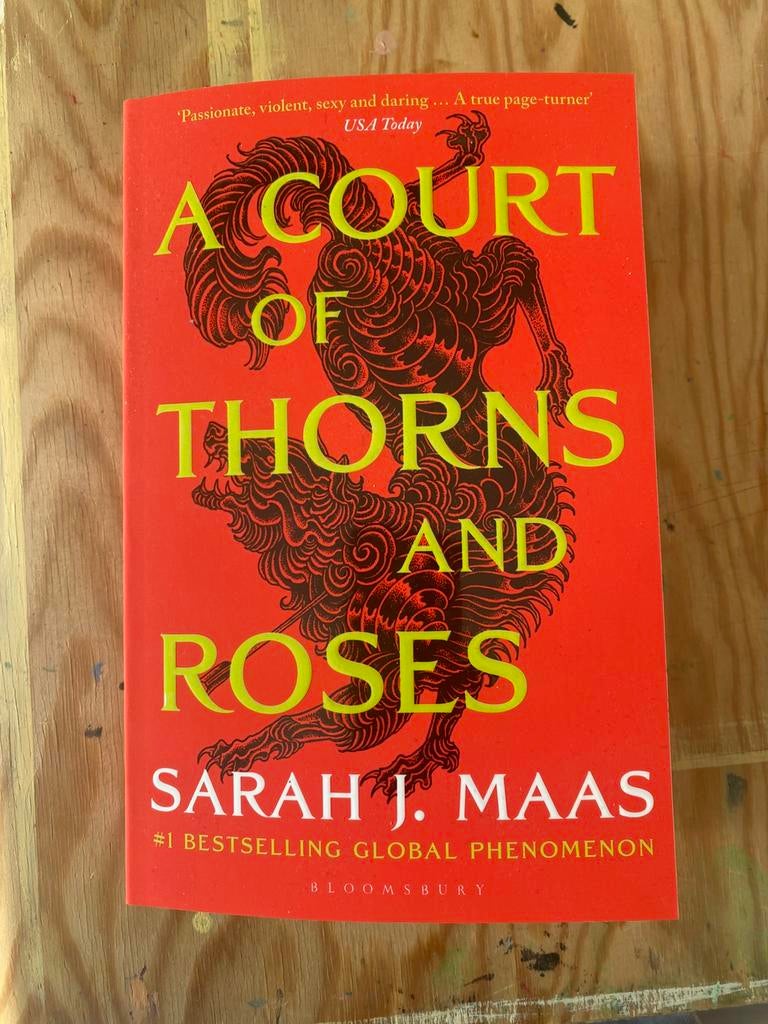 A Court Of Thorns And Roses, Boeken, Ophalen of Verzenden, Nieuw