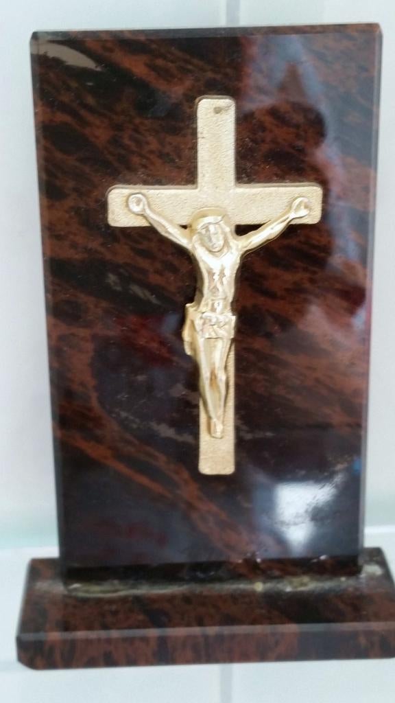 Geërfd. Standbeeld met het schot op de obsidiaan., Antiek en Kunst, Curiosa en Brocante, Ophalen of Verzenden