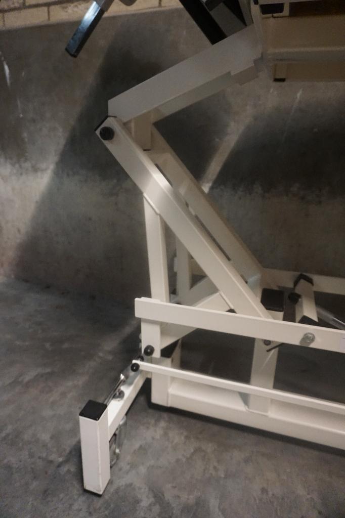 Onderzoekstafel massagetafel behandeltafel, Ophalen of Verzenden, Gebruikt, Massagetafel