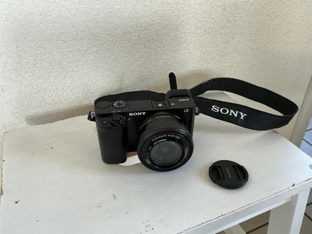 Sony A6000 compactcamera, Ophalen of Verzenden, Gebruikt