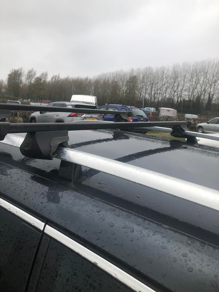 Universeel dakdragers, Ophalen of Verzenden, Zo goed als nieuw