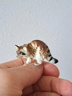 Wasbeer, Bone China, porselein 5x2.5x3cm, Verzamelen, Ophalen of Verzenden, Zo goed als nieuw, Dier